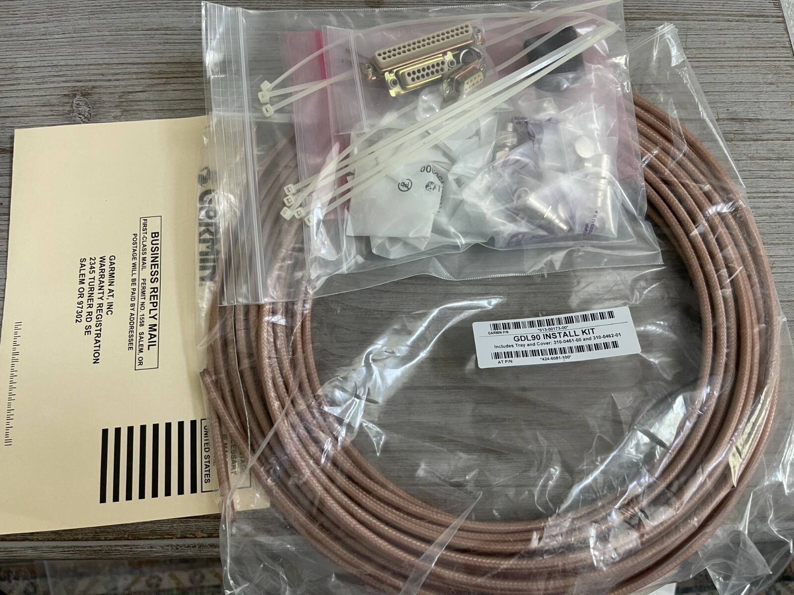 Garmin GD L90 P/N 430-6081-100-000 UAT Data Link Sensor, Installation Kit